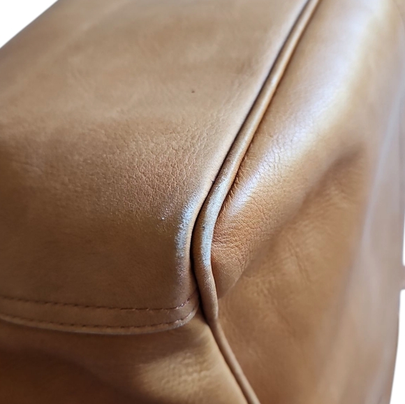 Clava American • Leather Tote - Picture 8 of 15